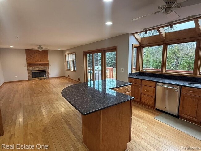 Building Photo - 18990 Beck Rd