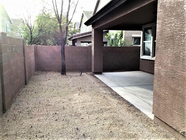 Building Photo - 3005 W Ferruccio Pl