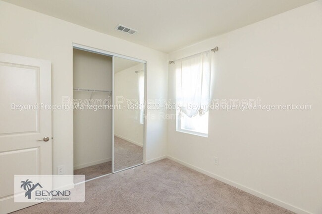 Building Photo - 13410 Pasture Ct