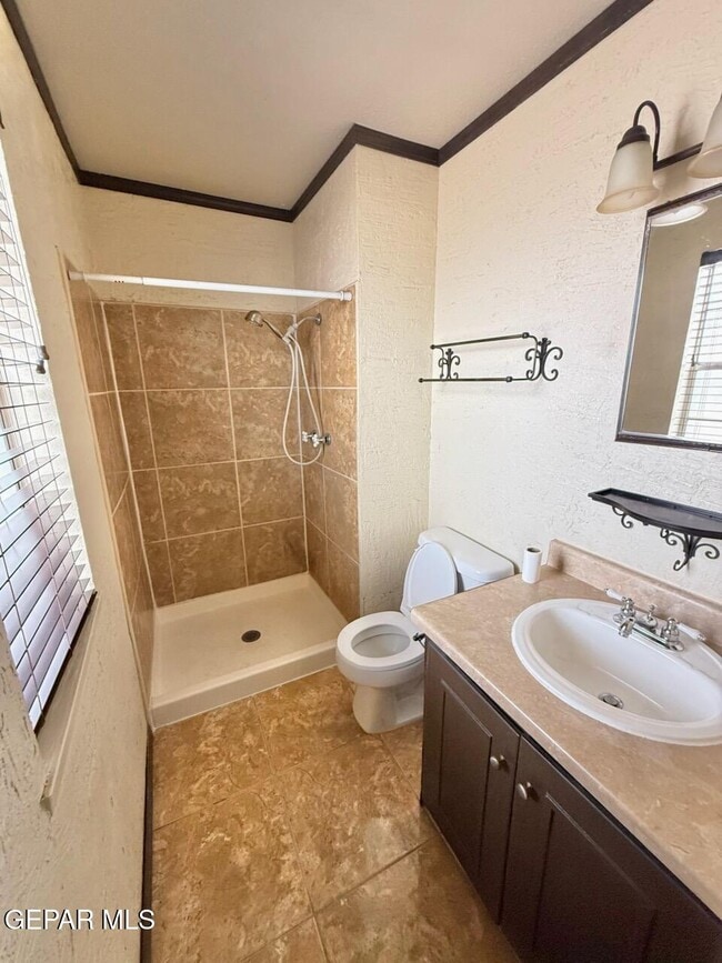 Building Photo - 966 Geronne Dr