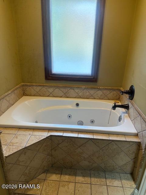 Building Photo - 305 Cambridge Dr