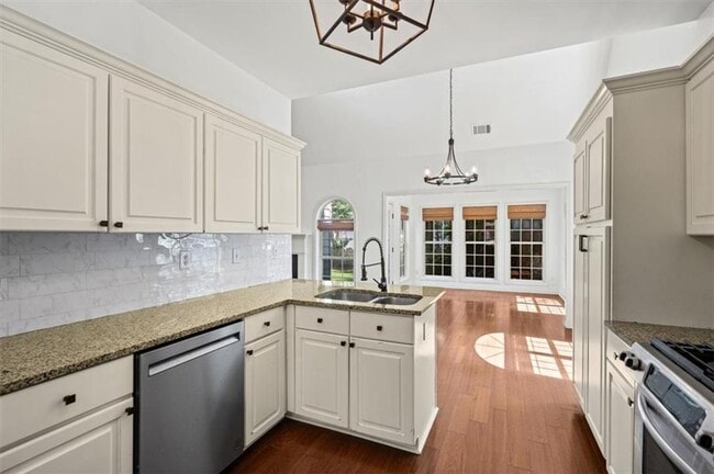 Building Photo - 3105 Ballet Ct