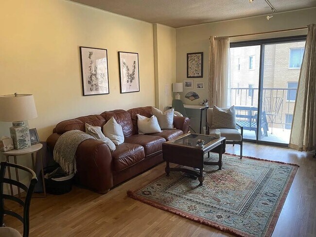 Building Photo - 1718 P St NW