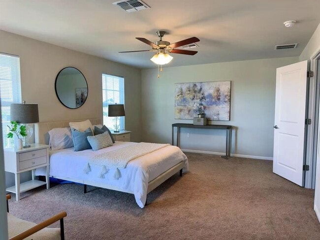 Building Photo - 9709 Morning Iris Dr