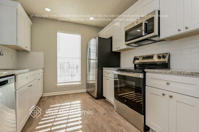 Building Photo - 5869 Waggoner Cove