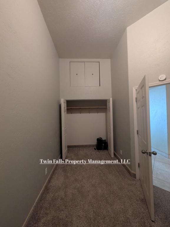 Building Photo - 917 Main St