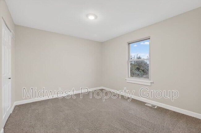 Building Photo - 90 Sutters Mill Rd