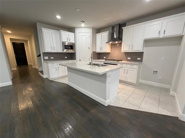 Building Photo - 4721 Cash Dr