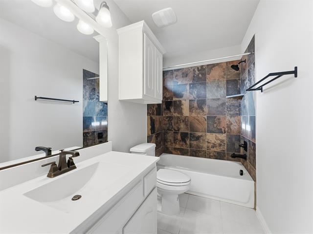 Building Photo - 9433 Chuparosa Dr