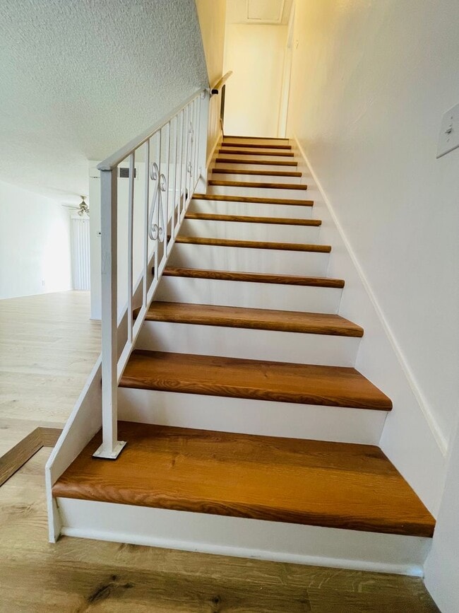 Building Photo - Renovated 3-bedroom townhouse in Todd Ranch with garage and spacious yard