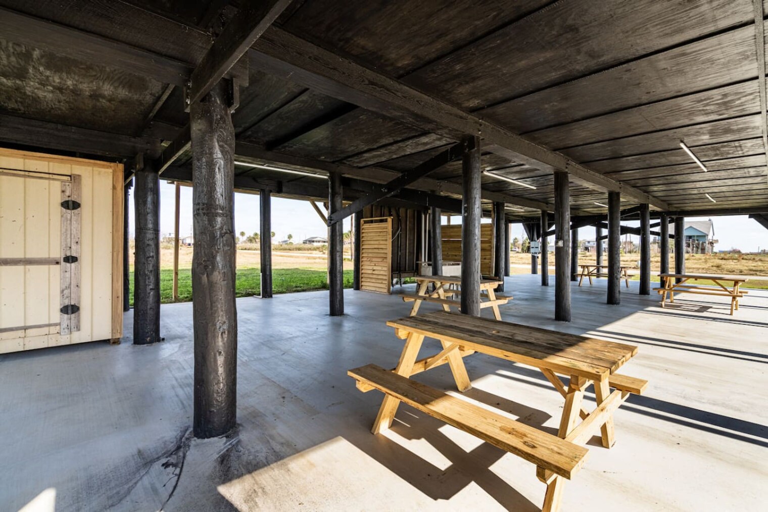 Building Photo - 920 17th St