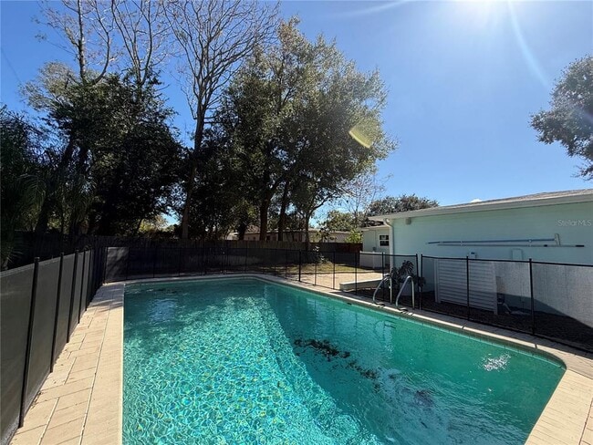 Building Photo - 2801 Nancy St