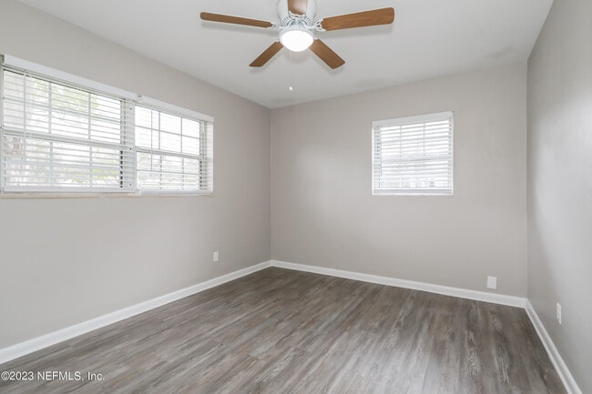 Building Photo - 3114 Hampton Ave E