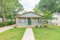 Building Photo - "Charming 2-Bed Retreat in Chattanooga – C...