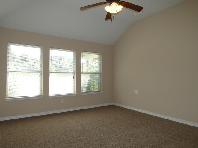 Building Photo - Charming 3 Bed/2 Bath - Willow Glen