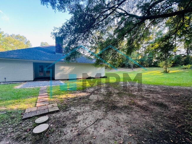 Building Photo - 212 LA-144
