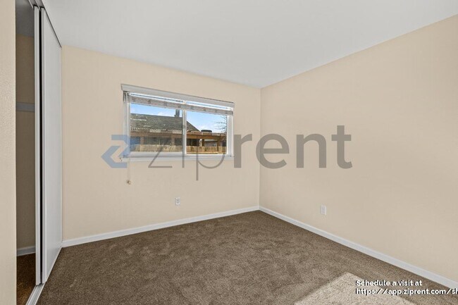 Building Photo - 133 Georgetown Ct