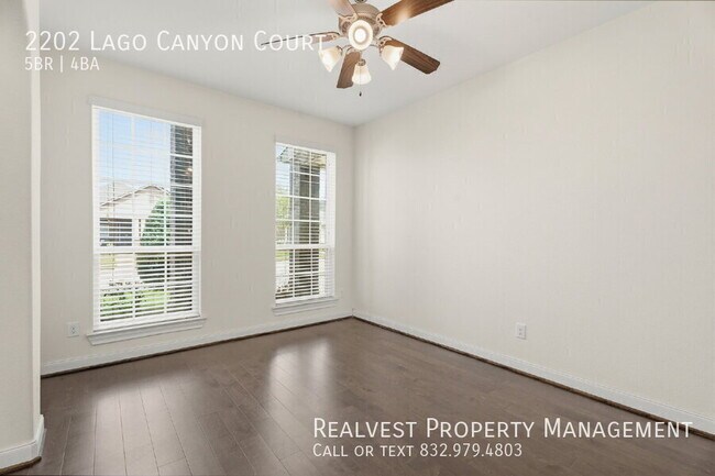 Building Photo - 2202 Lago Canyon Ct