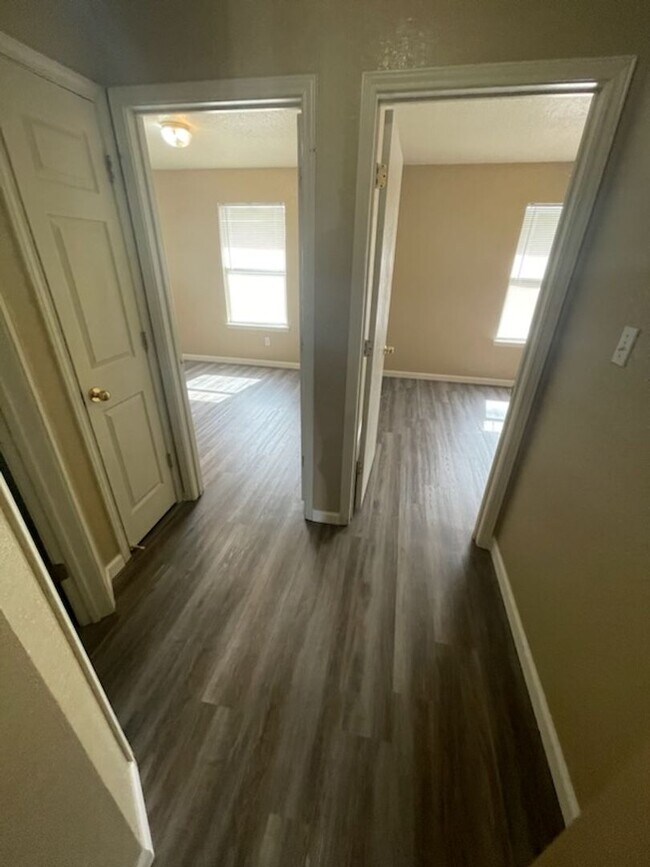 Building Photo - 2602 Edgefield St