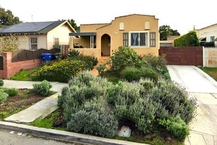 Building Photo - 3606 Cimarron St