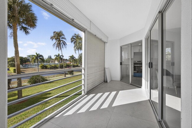 Building Photo - 3590 Via Poinciana