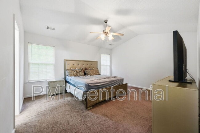 Building Photo - 2197 Capella Cir SW