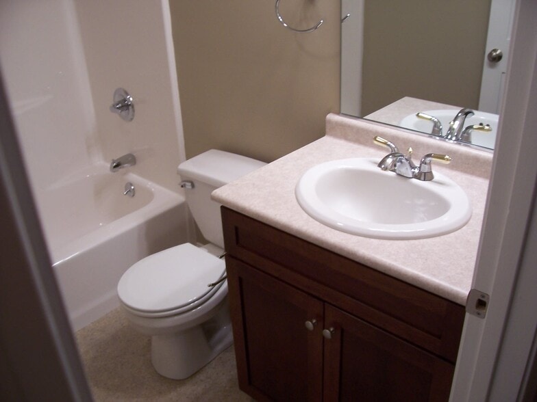 Building Photo - 120 N 3rd St