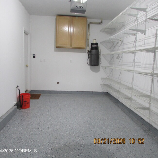 Building Photo - 29 Tall Oaks Ct