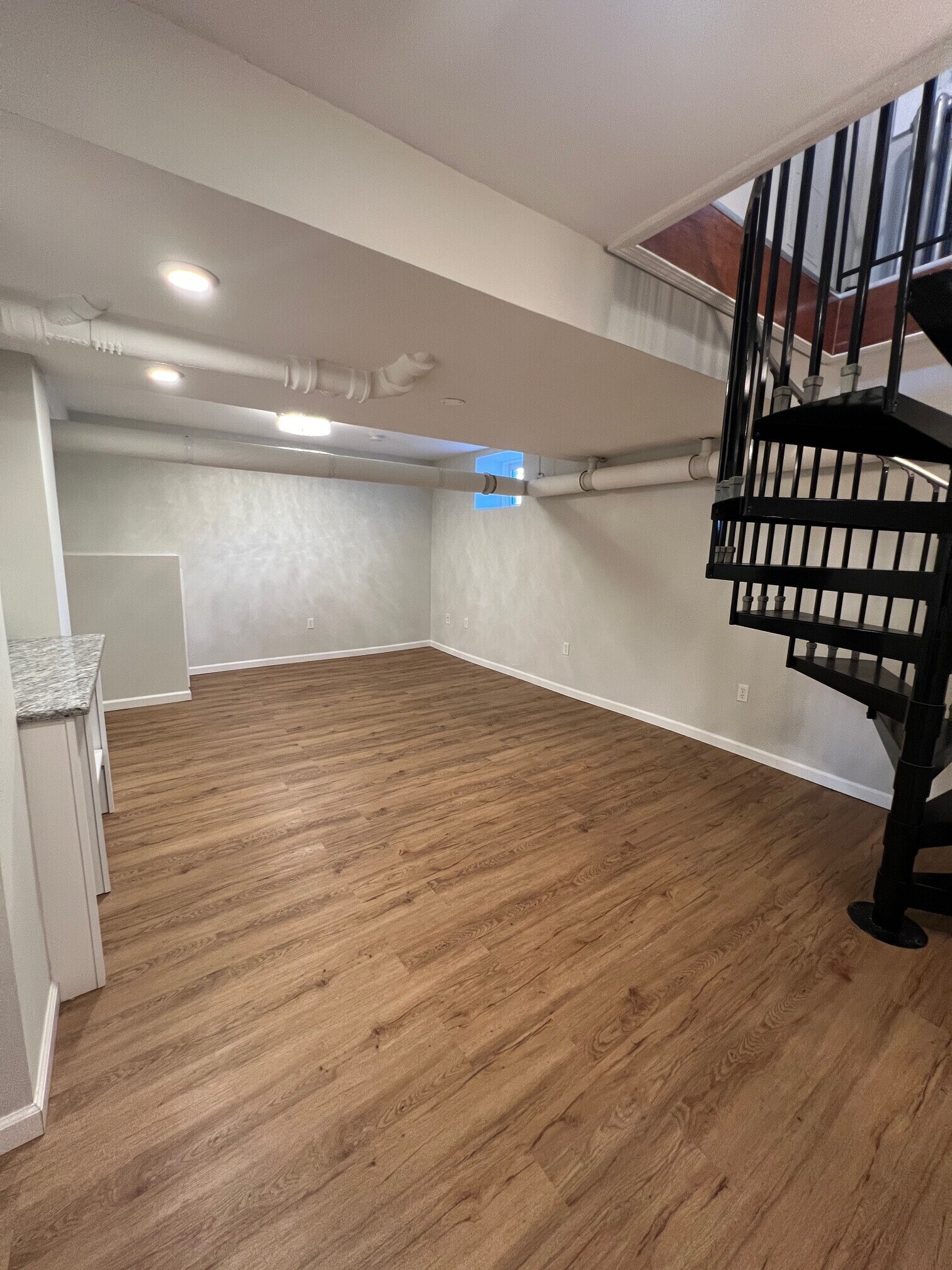 Building Photo - 21 Farrington Ave