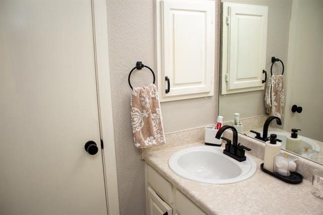 Building Photo - 7220 Blackthorn Dr