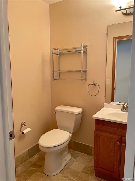 Building Photo - 4886 Hubbard