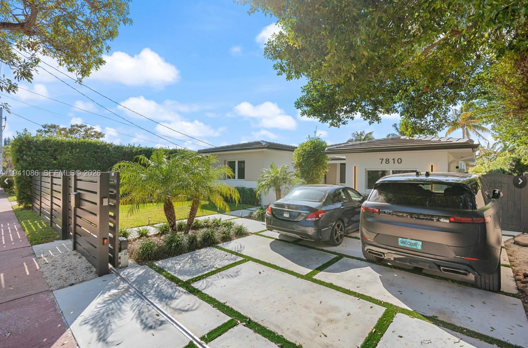 Building Photo - 7810 Hawthorne Ave