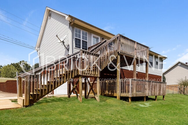 Building Photo - 7360 Old Acton Rd