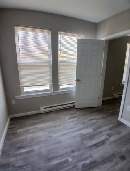 Building Photo - 421 Washington St