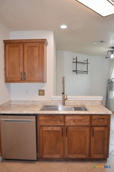 Building Photo - 2505 Hemlock Dr