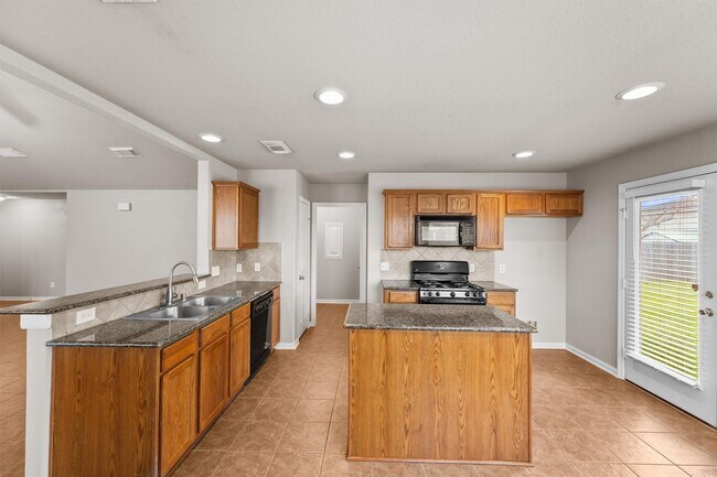 Building Photo - 21615 Mt Elbrus Way