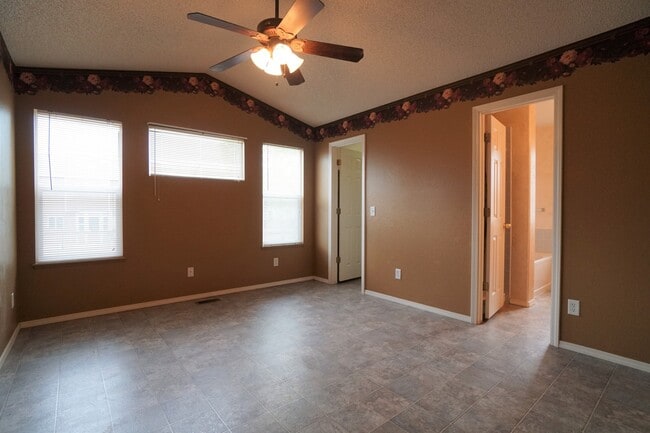 Building Photo - 6613 Payette Dr