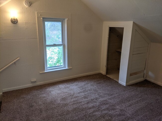 Building Photo - 3 Bed 1 Bath Single Family Home in Wausau