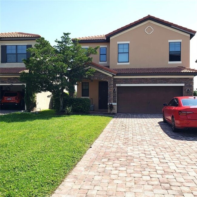 Primary Photo - 2020 Leather Fern Dr
