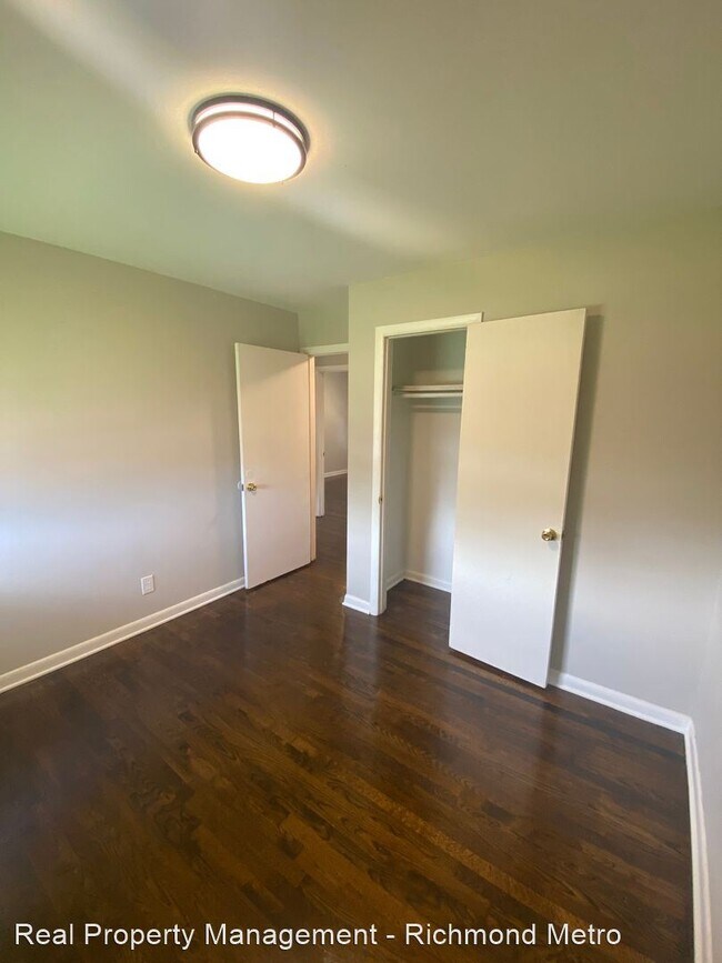 Building Photo - 3 br, 1.5 bath House - 1005 Kinney Street