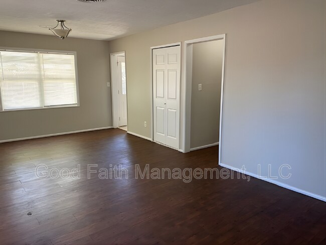 Building Photo - 2280 Darlington Dr