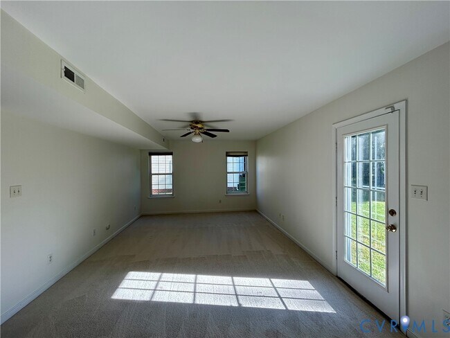 Building Photo - 5429 Stone Ln