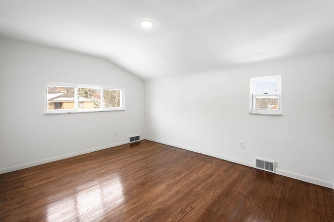 Building Photo - READY FOR MOVE-IN! Don't miss this FULLY RENOVATED 3-bedroom in Baldwin!