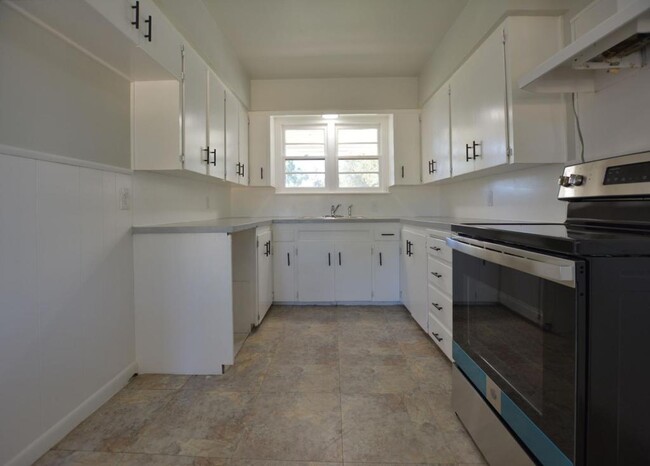 Building Photo - 4014 44th St