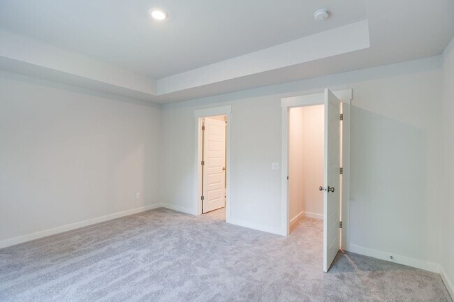 Building Photo - 2018 Township Dr