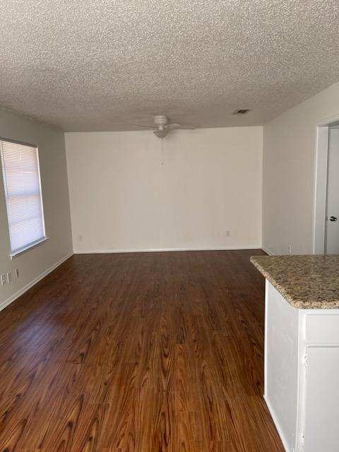 Primary Photo - AVAILABLE NOW. PET-FRIENDLY FRONT-END 4-PL...