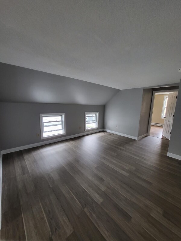 Building Photo - 229 Brightman St