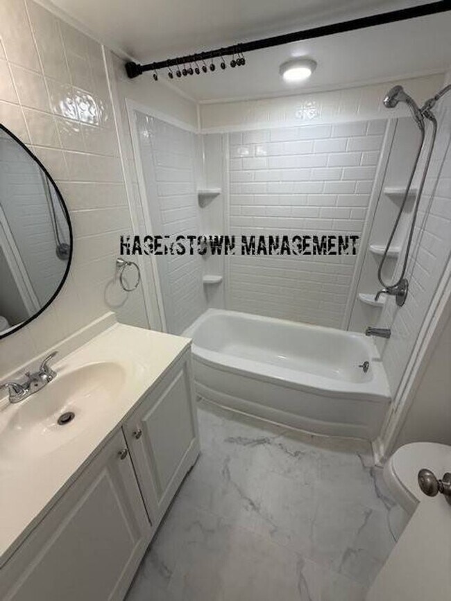 Building Photo - JUST REDUCED - MUST SEE - Single Level Living