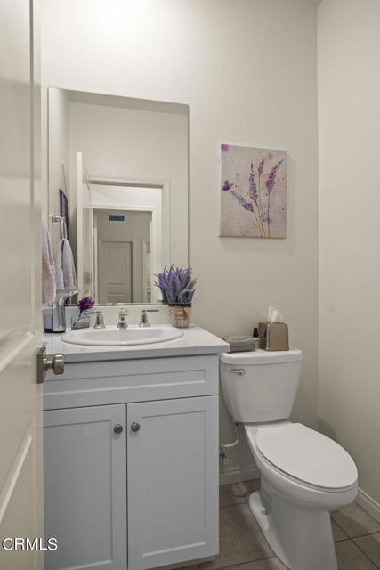 Building Photo - 553 Limoneira Ln