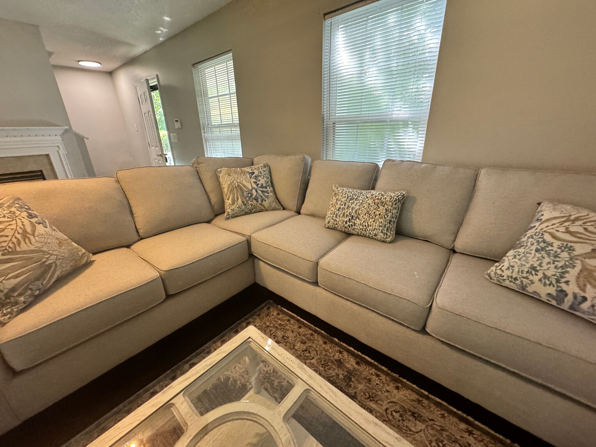 Building Photo - Room in Single Family Home on Feldspar Way